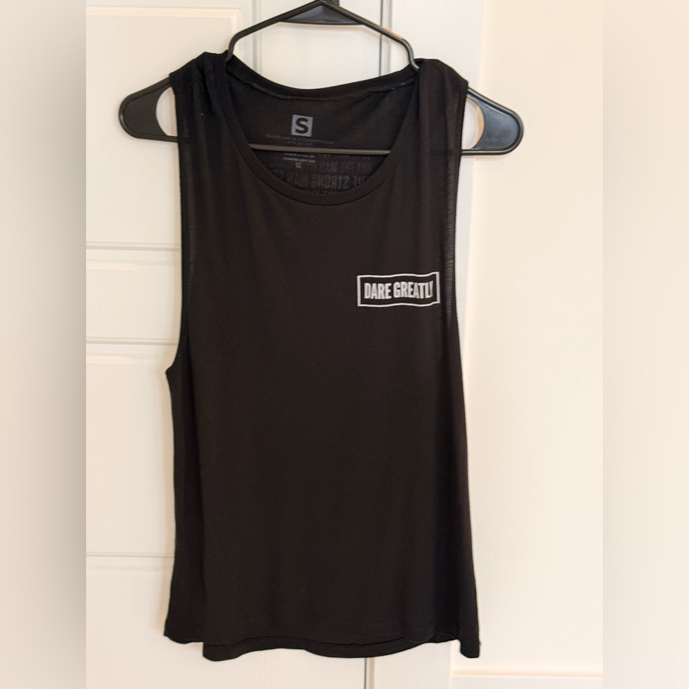 Compete Every Day brand Dare Greatly Man in Arena womens muscle tank Small